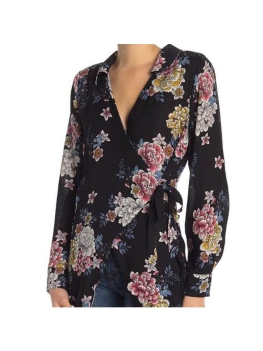 Emelia floral wrap black blouse size M